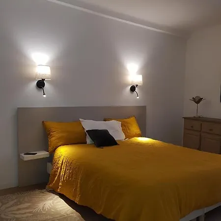 Maison De Forum Julii *